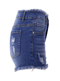 Short en jean délavé et déchiré à ourlet brut