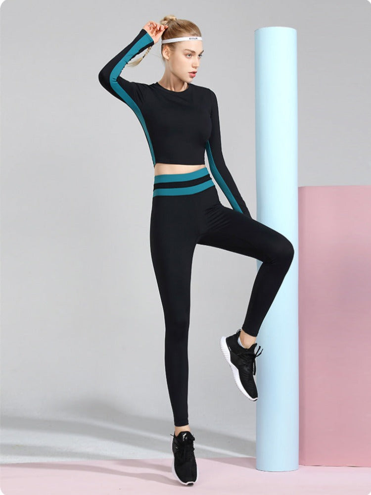 Long Sleeve Sports Crop Top with Underarm Contrast Stripe