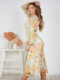 Robe mi-longue à manches longues avec imprimé floral